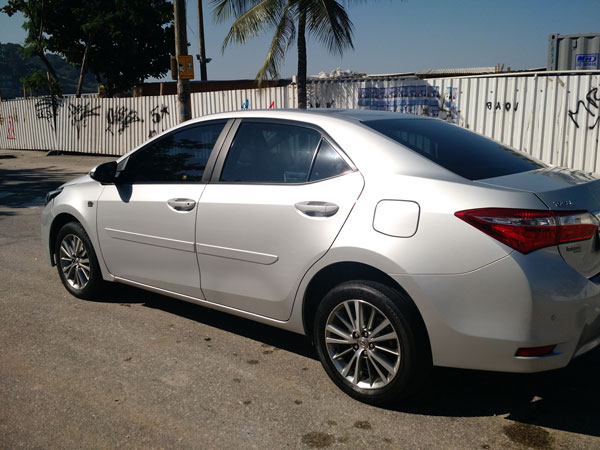 carro-executivo-lustour